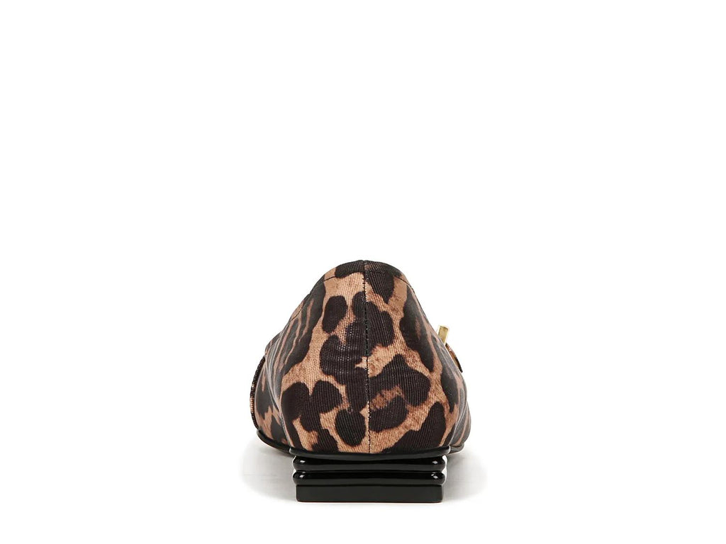 Franco Sarto Tahlia Flat