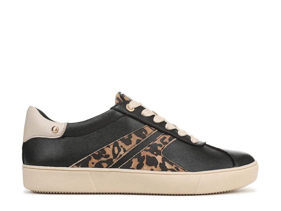 Naturalizer Medina Sneaker
