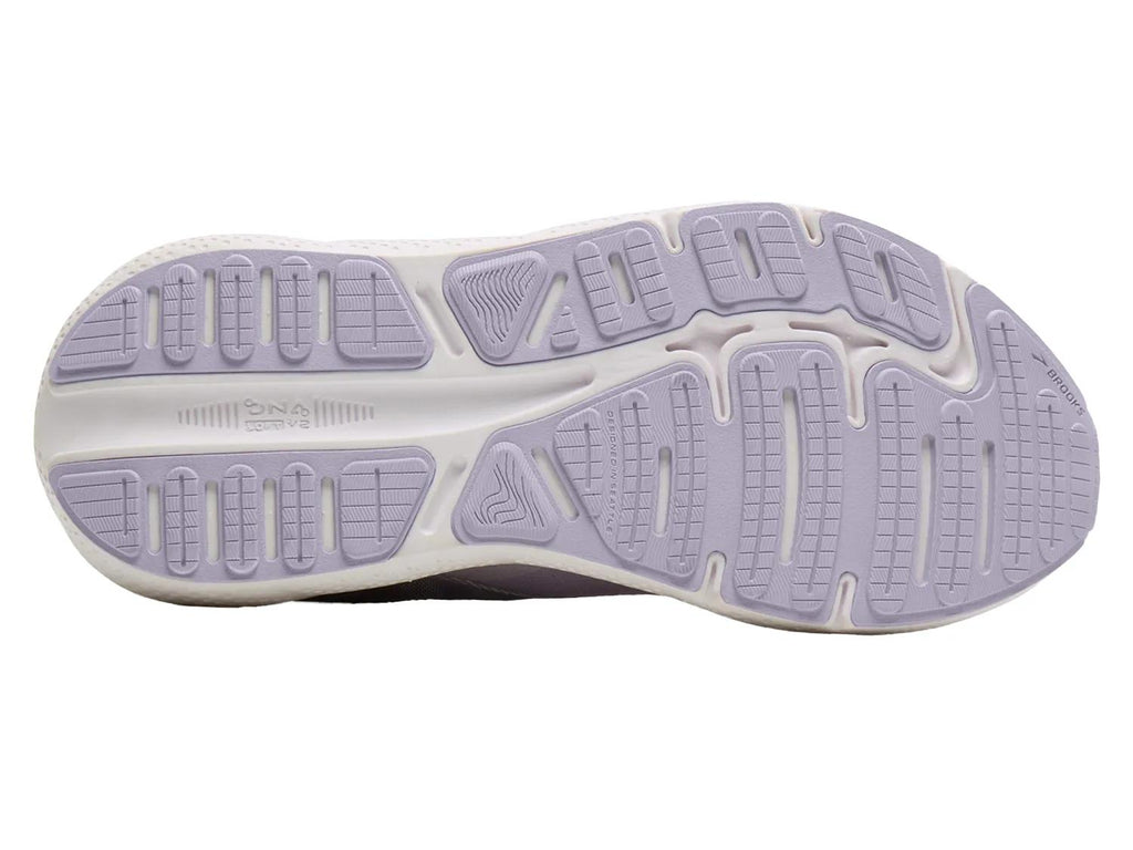Brooks Defyance Max Running Shoe - Women's