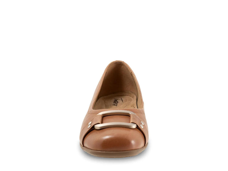 Trotters Sizzle Flat