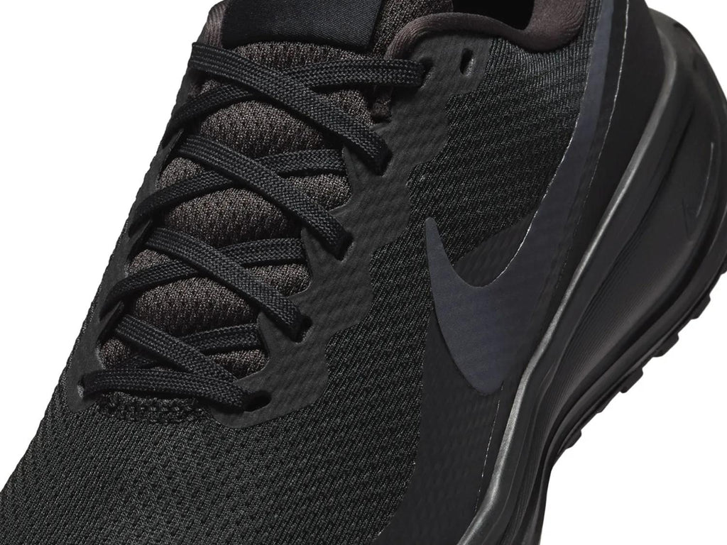 Nike Revolution 8 Running Shoe - Women's