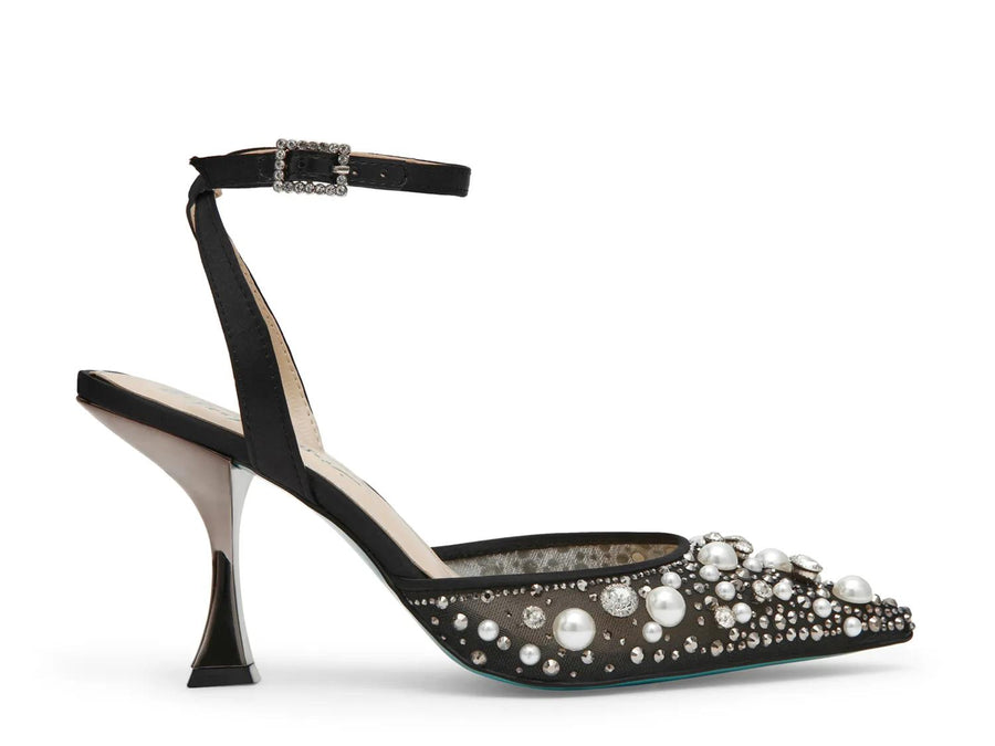 Betsey Johnson Livv Pump