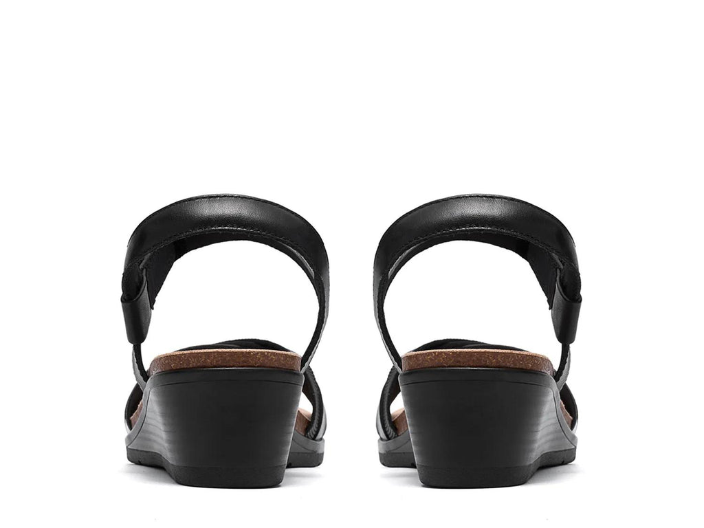 Clarks Kacha Twist Wedge Sandal