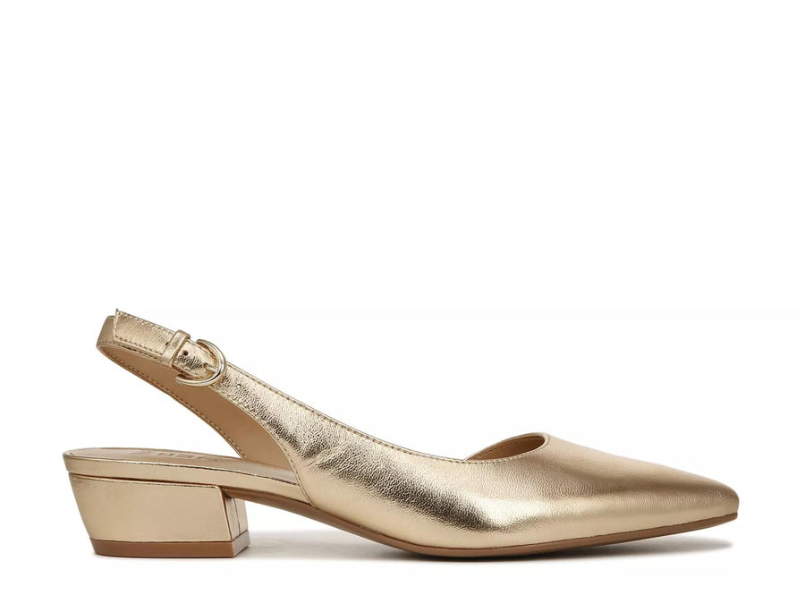 Naturalizer Banks Pump