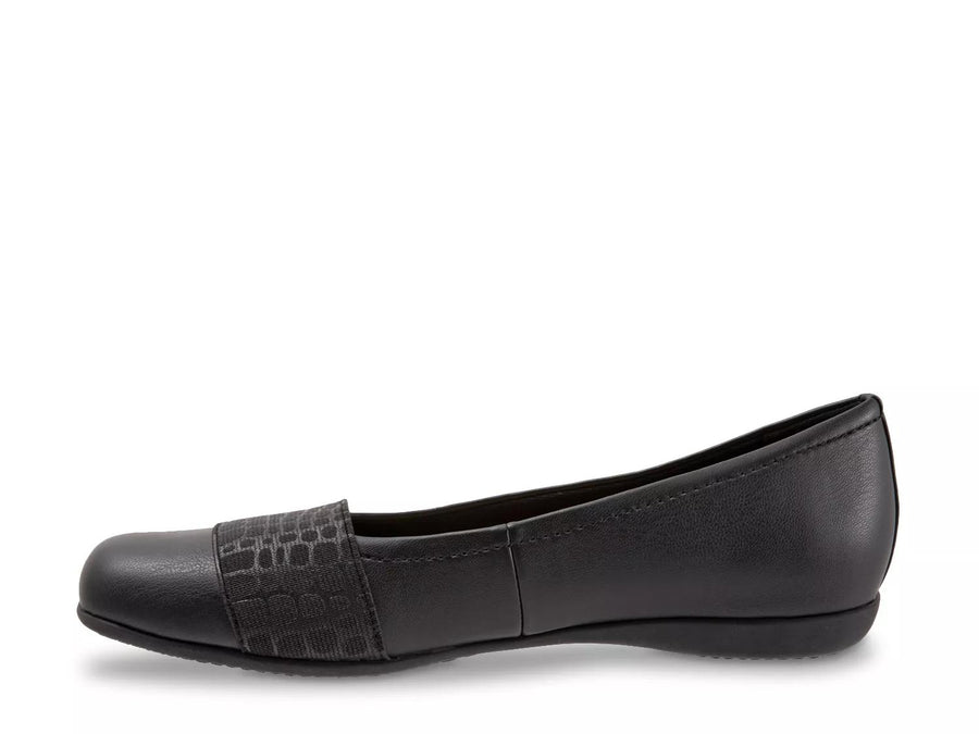 Trotters Samantha Ballet Flat