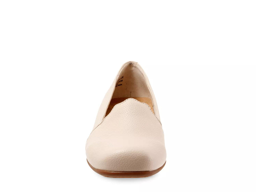 Trotters Sage Loafer