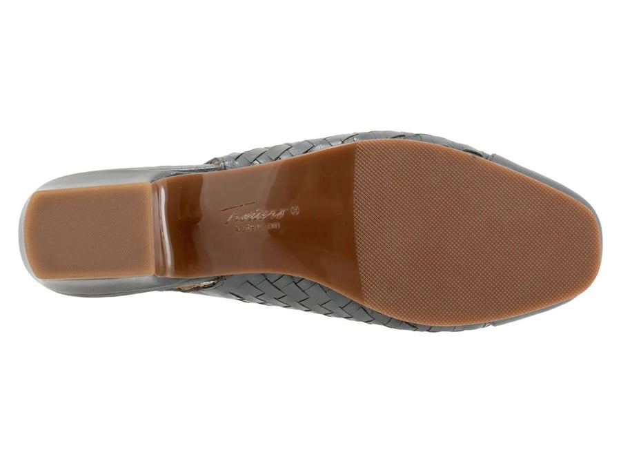 Trotters Dea Pump