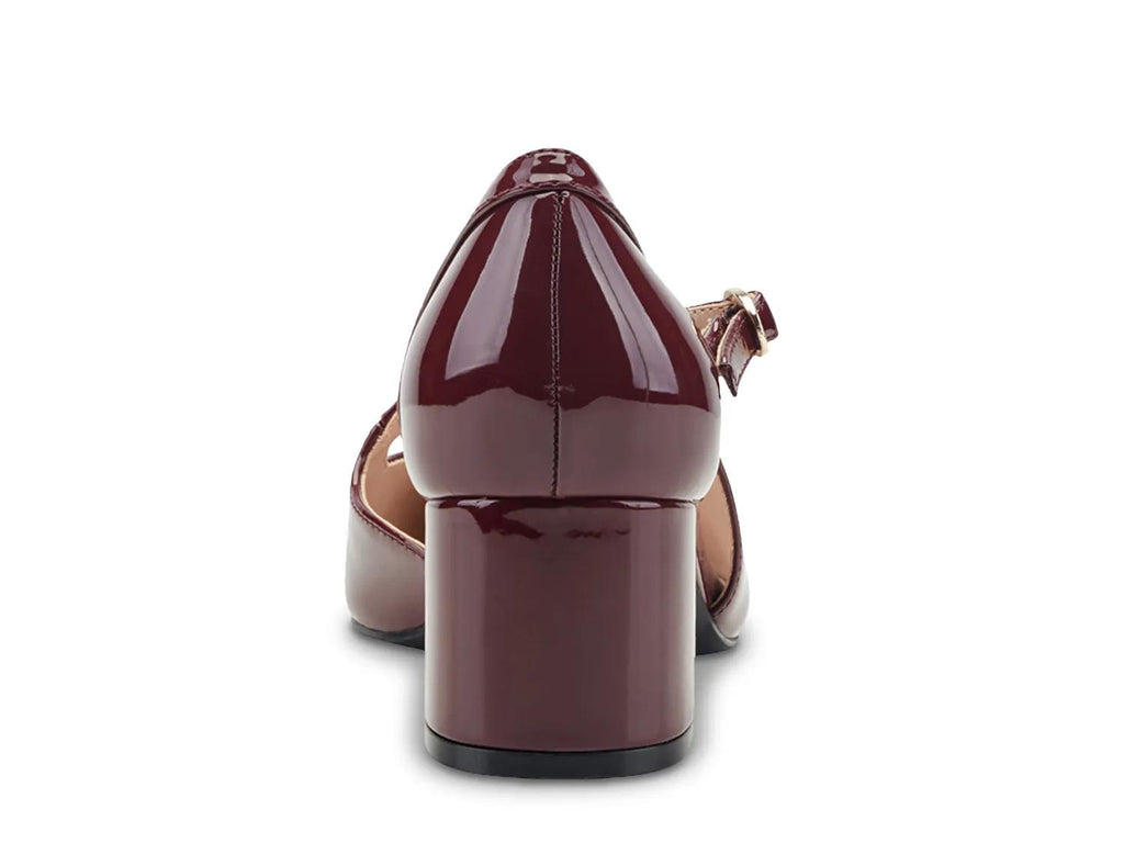 Bandolino Steve Pump