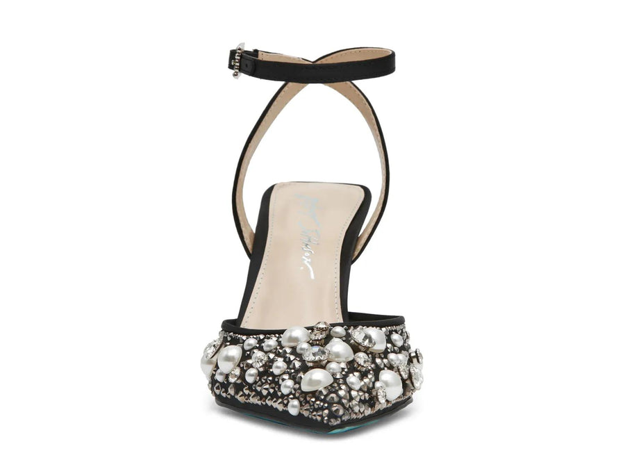 Betsey Johnson Livv Pump