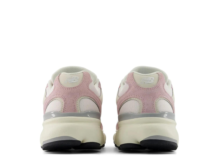 New Balance 603 Sneaker - Women's