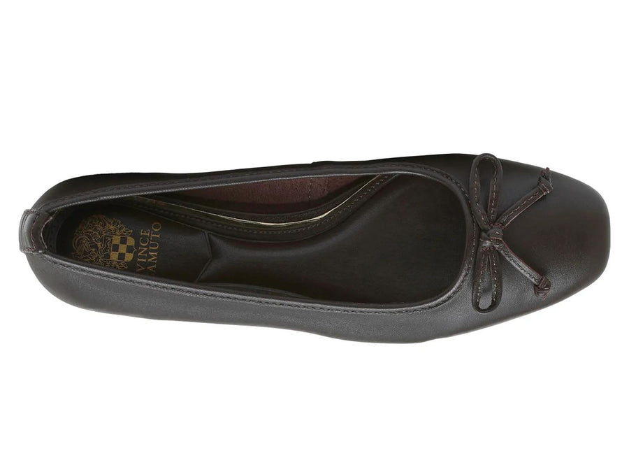 Vince Camuto Jenla Flat