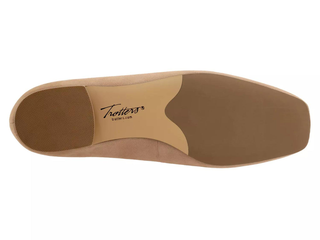 Trotters Honor Flat