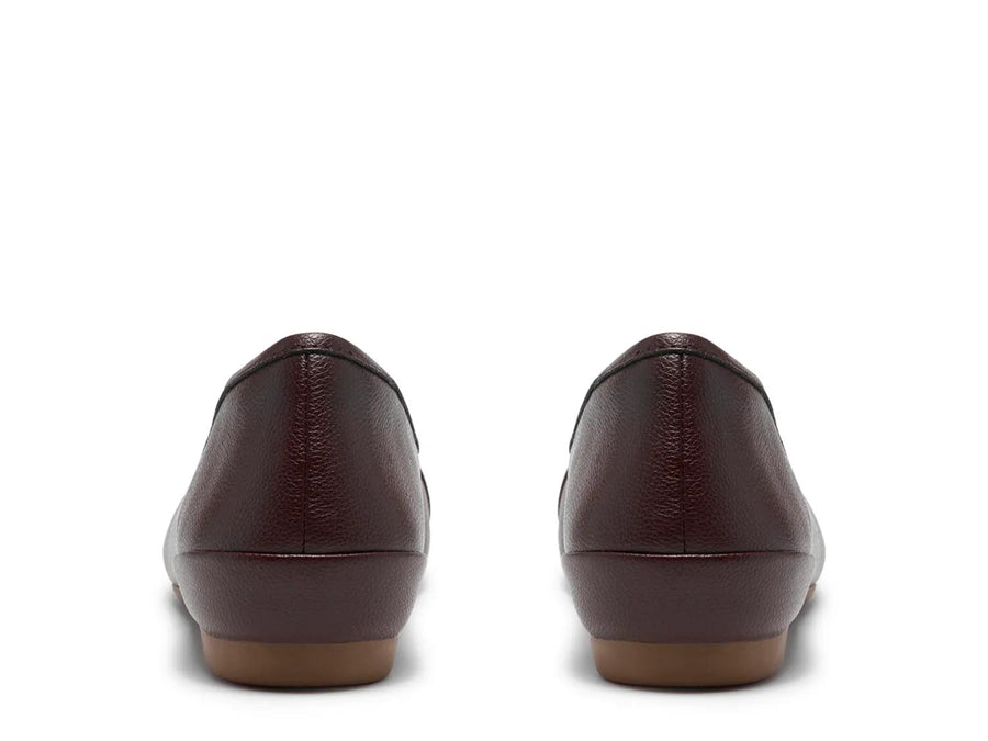 Clarks Cathrynn Luna Flat - Women's