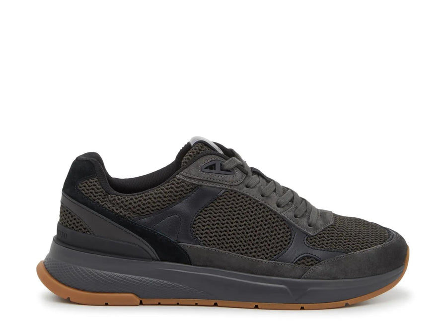 Vince Camuto Galilao Runner Sneaker
