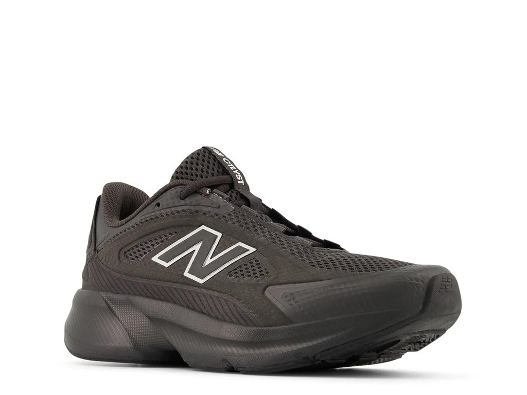 New Balance Catalyst Sneaker - Women's