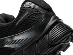 Nike V5 RNR Sneaker - Men's