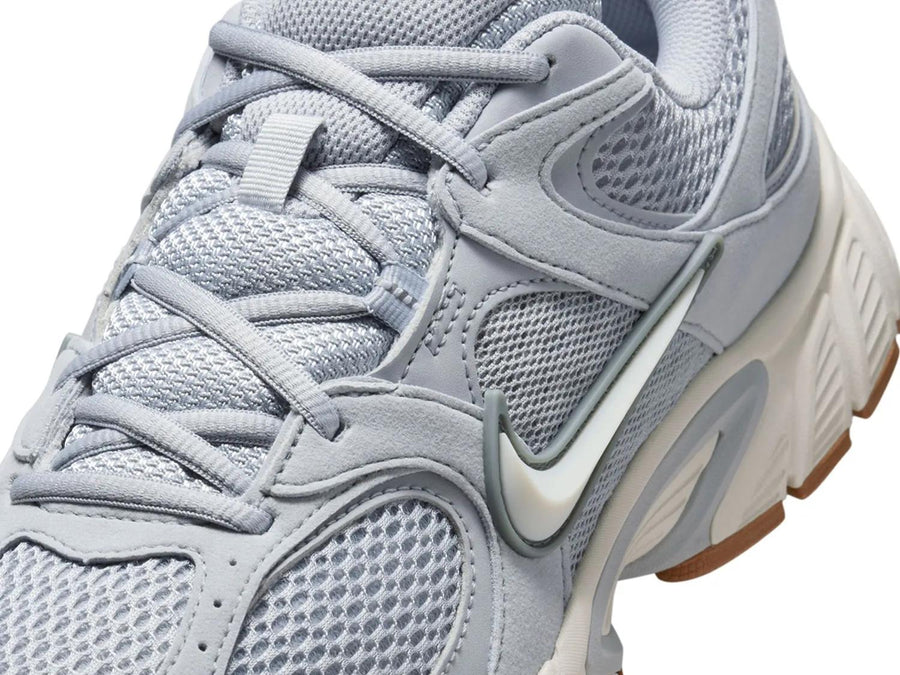 Nike V5 RNR Sneaker - Men's