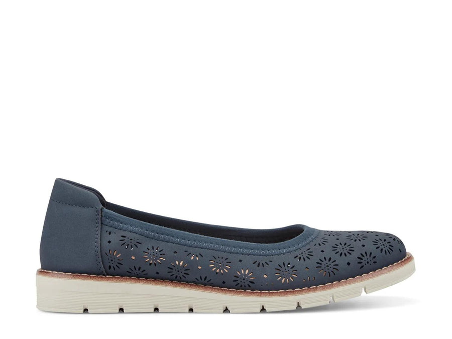 Easy Spirit Keliann Flat - Women's