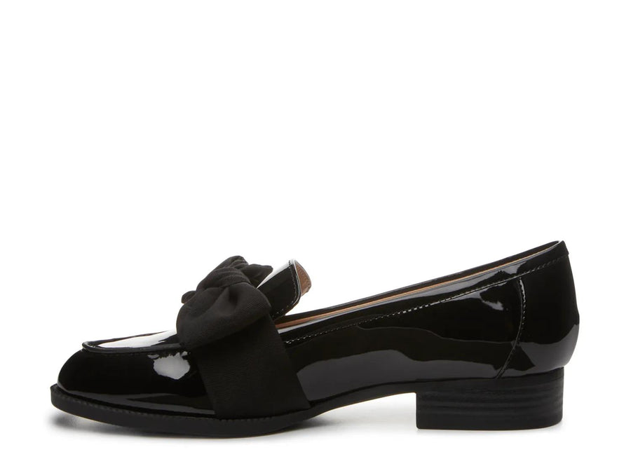 Bandolino Lindio Loafer