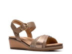 Clarks Kacha Twist Wedge Sandal