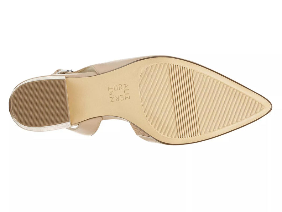 Naturalizer Banks Pump