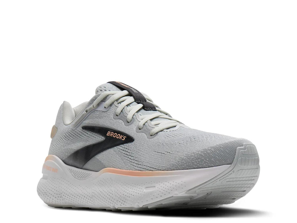 Brooks Defyance Max Running Shoe - Women's