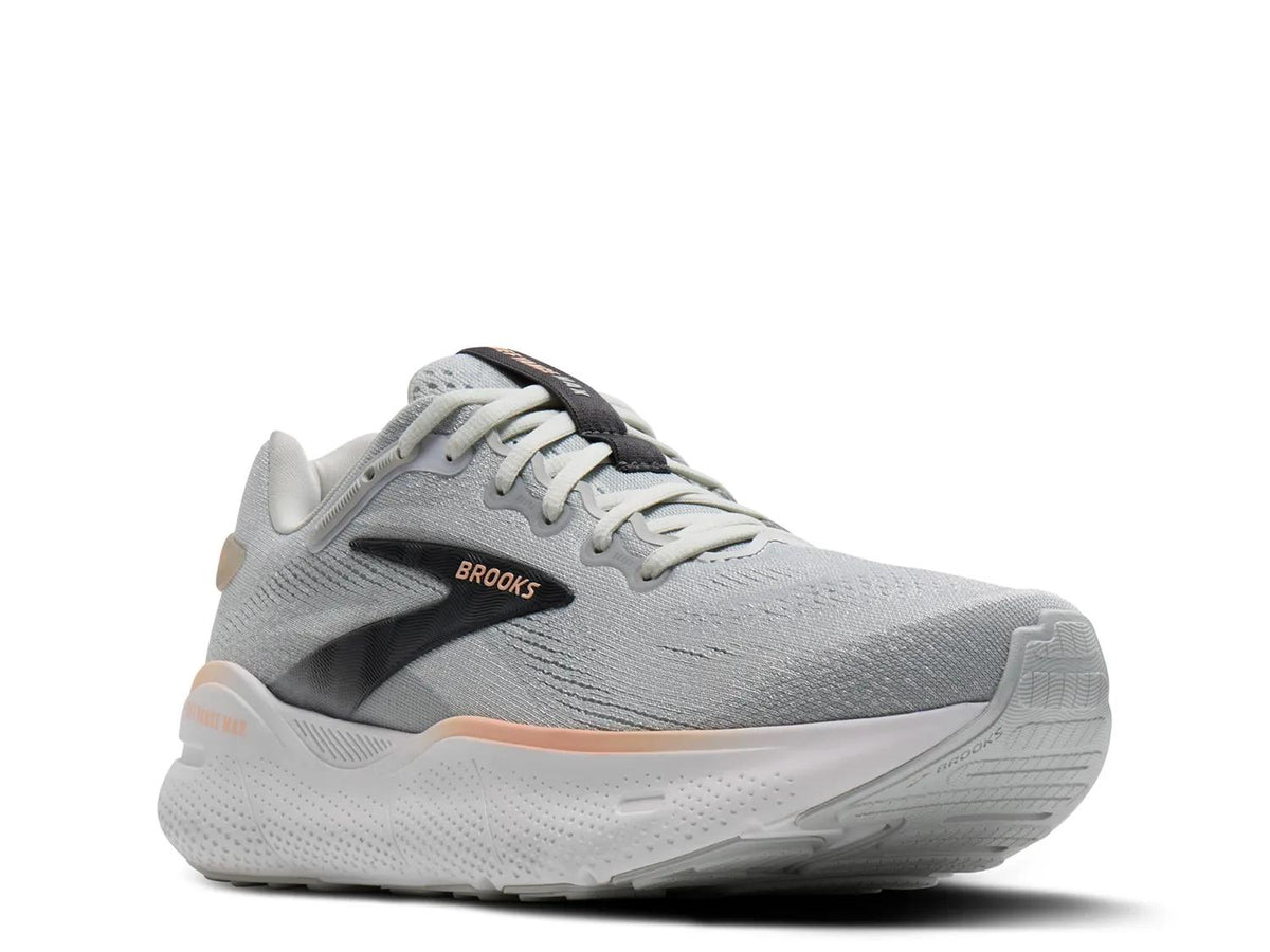 Brooks Defyance Max Running Shoe - Women's