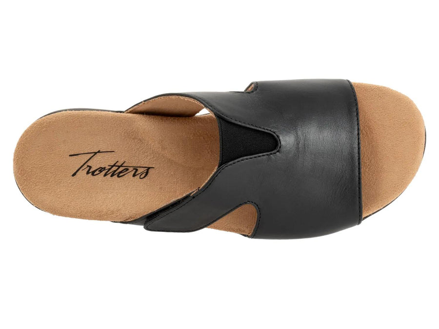 Trotters Roxine 2.0 Sandal