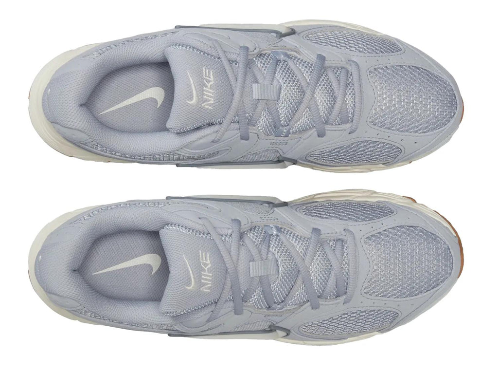 Nike V5 RNR Sneaker - Men's