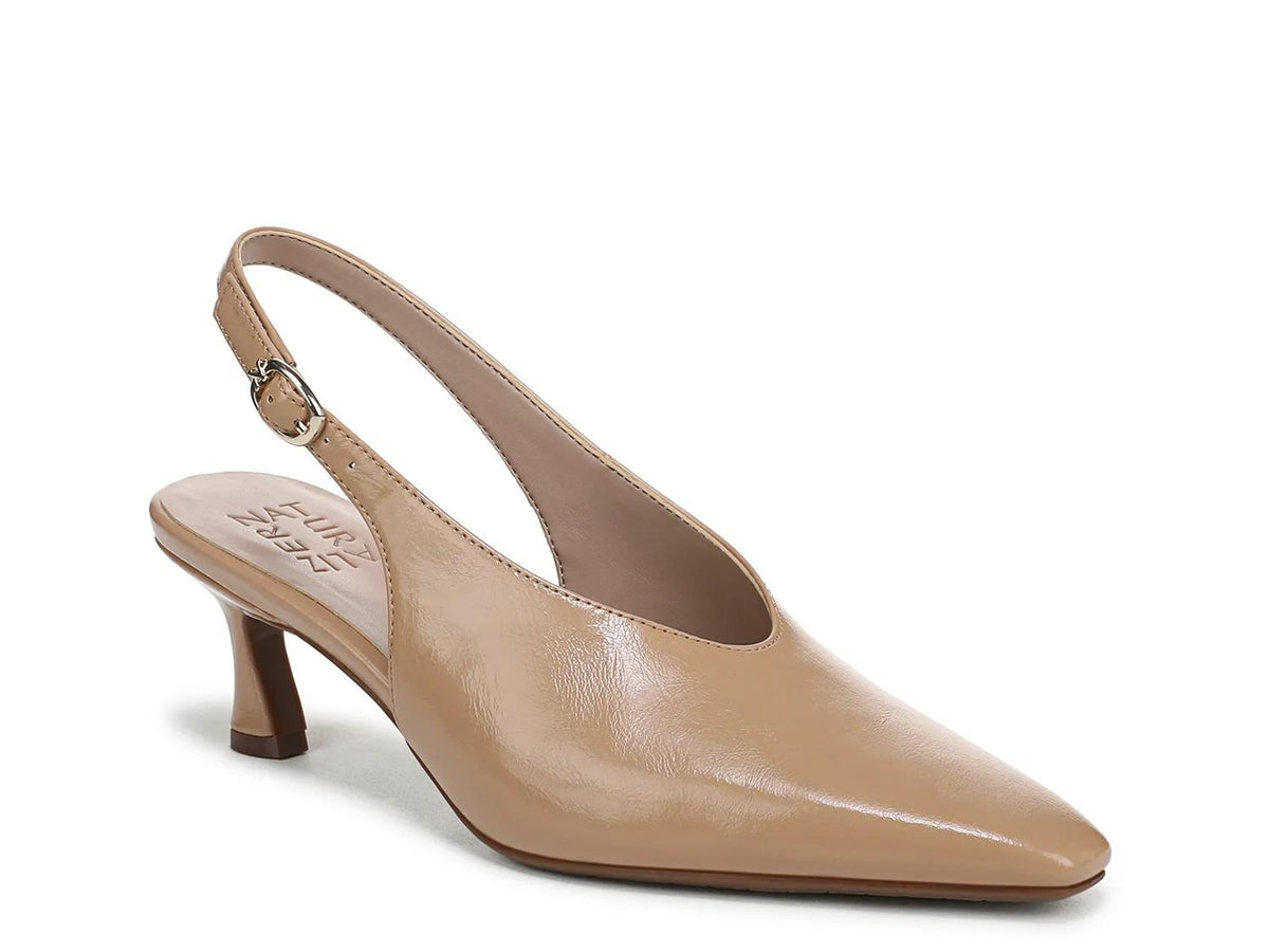 Naturalizer Embry Pump