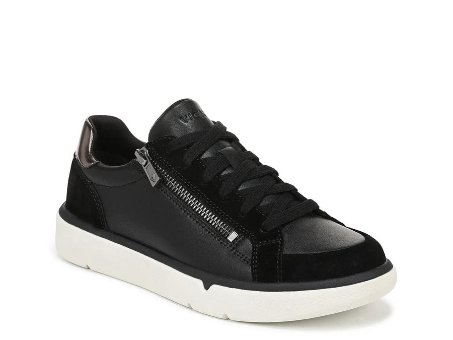 Vionic City Walk AXS Sneaker