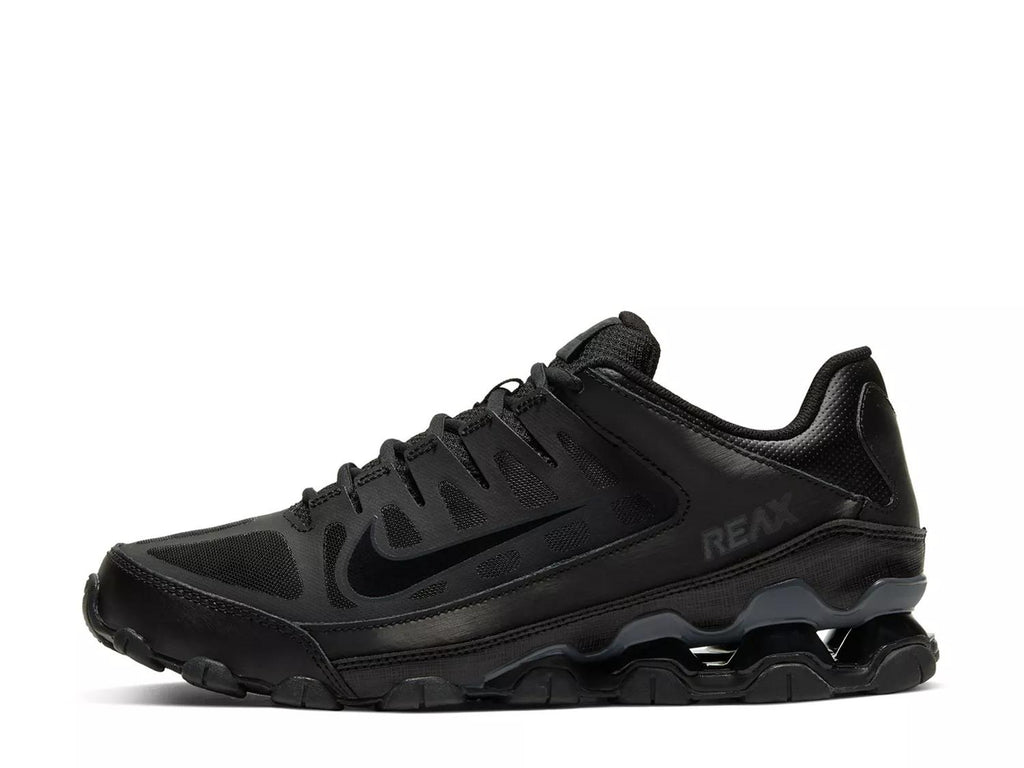 Nike Reax 8 TR Sneaker - Men's