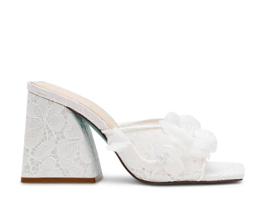 Betsey Johnson Jalon Sandal