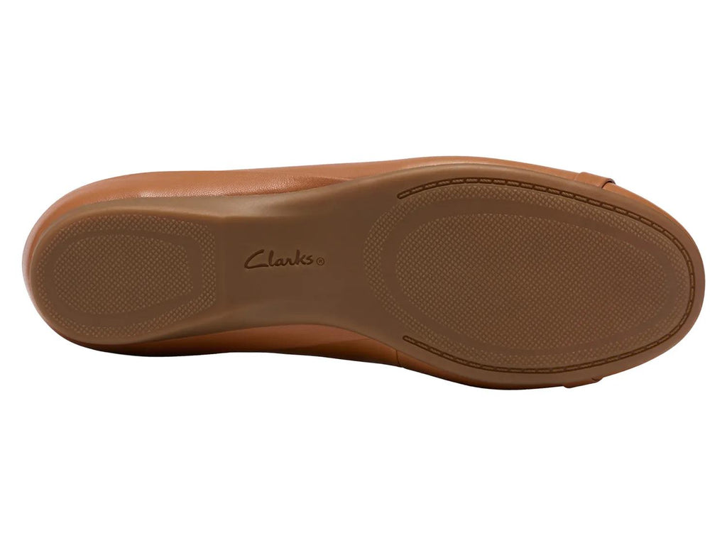Clarks Cathrynn Luna Flat
