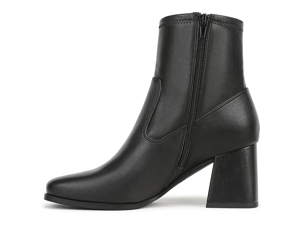 Lifestride Henny Bootie