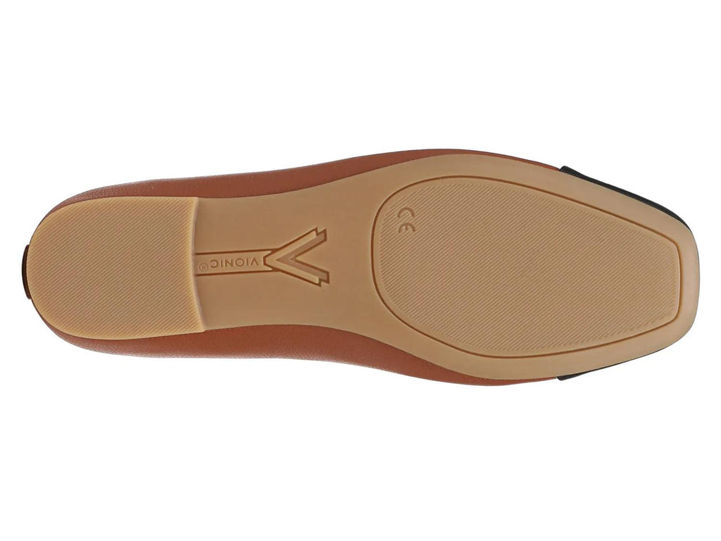 Vionic Hollen Flat