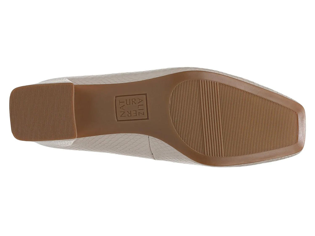 Naturalizer Huntley Pump