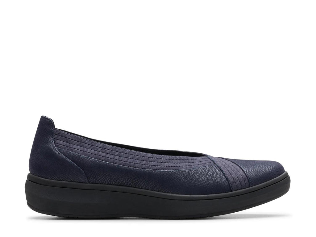 Clarks Cloudsteppers Breeze Sky Air Slip-On - Women's
