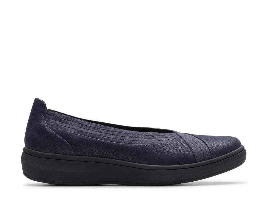 Clarks Cloudsteppers Breeze Sky Air Slip-On - Women's