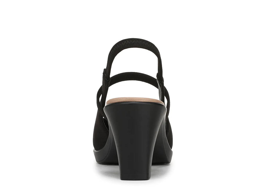 Lifestride Evoke Pump