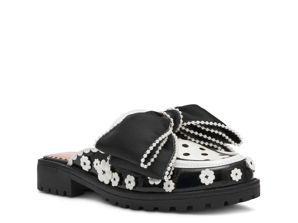 Betsey Johnson Gladdys Mule