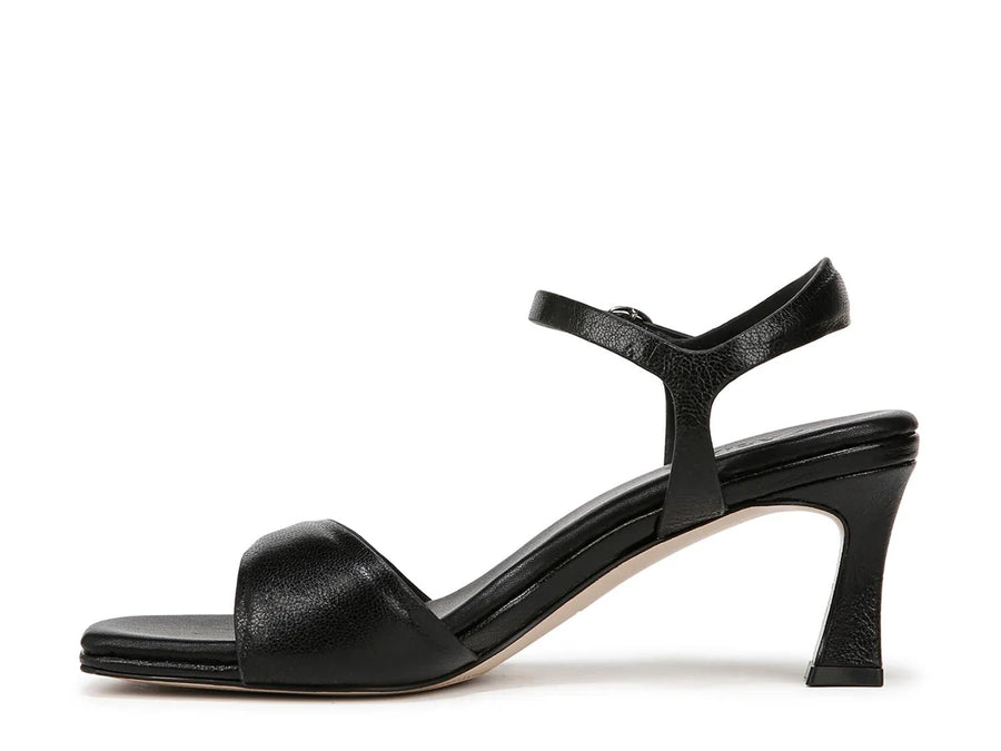 27 Edit Naturalizer Grace Sandal
