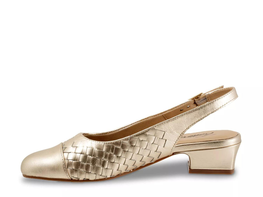 Trotters Dea Pump