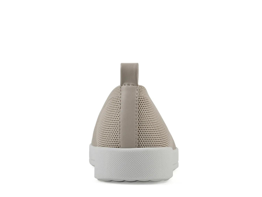 White Mountain Upright Slip-On Sneaker