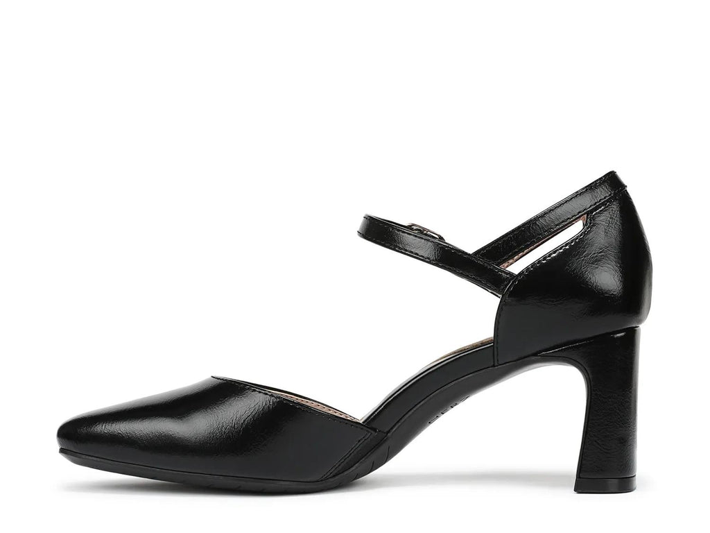 Naturalizer Yasmin Pump