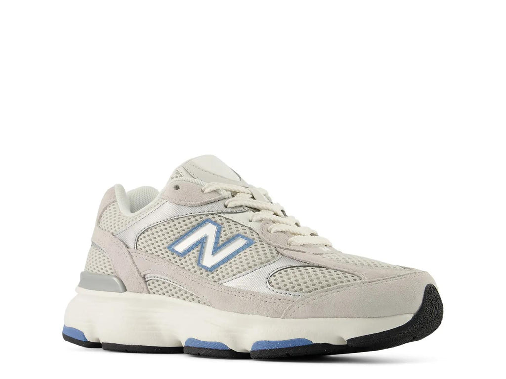New Balance 603 Sneaker - Women's