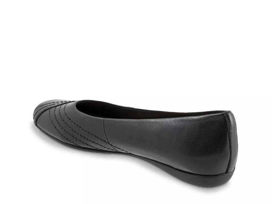 Trotters Sasha Flat