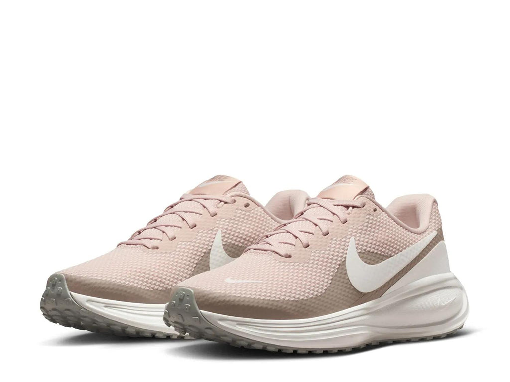 Nike Revolution 8 Running Shoe - Women's