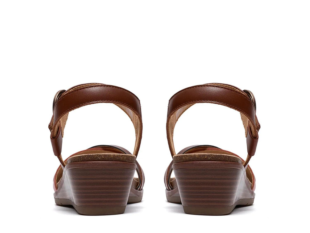 Clarks Kacha Twist Wedge Sandal