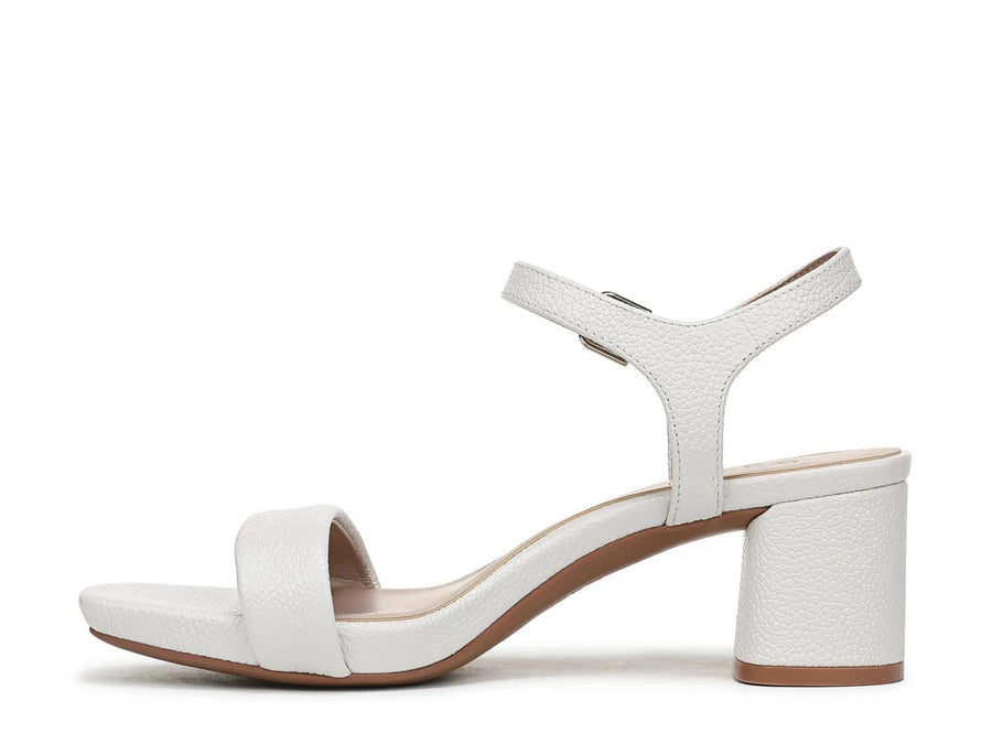 Naturalizer Izzy Sandal